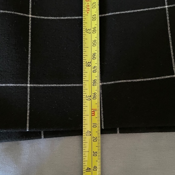 Ann Taylor Black Windowpane Dress with v-neck & cap sleeves - Picture 13 of 13